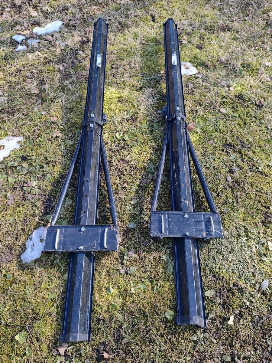 Střešní nosič kol HAKR