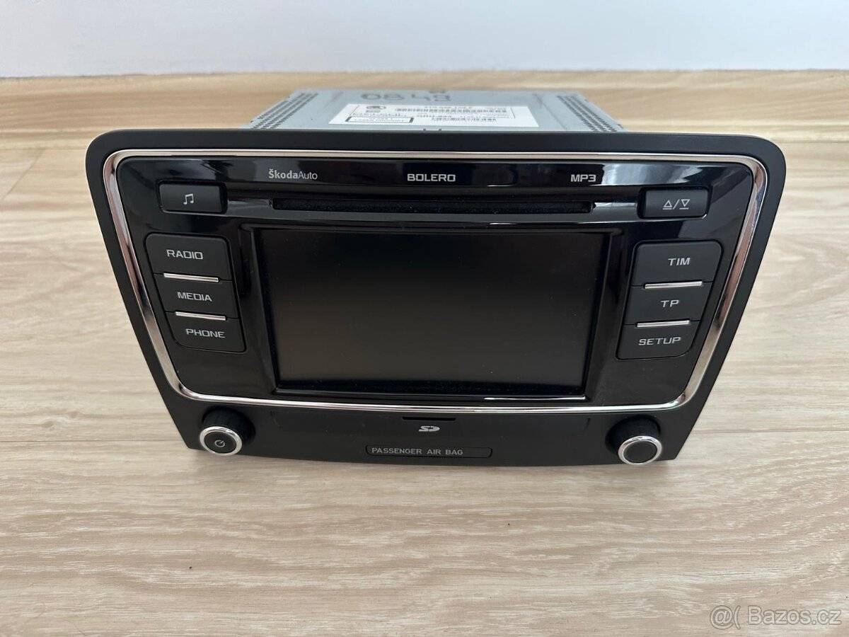Škoda Superb 2 orig. rádio Bolero