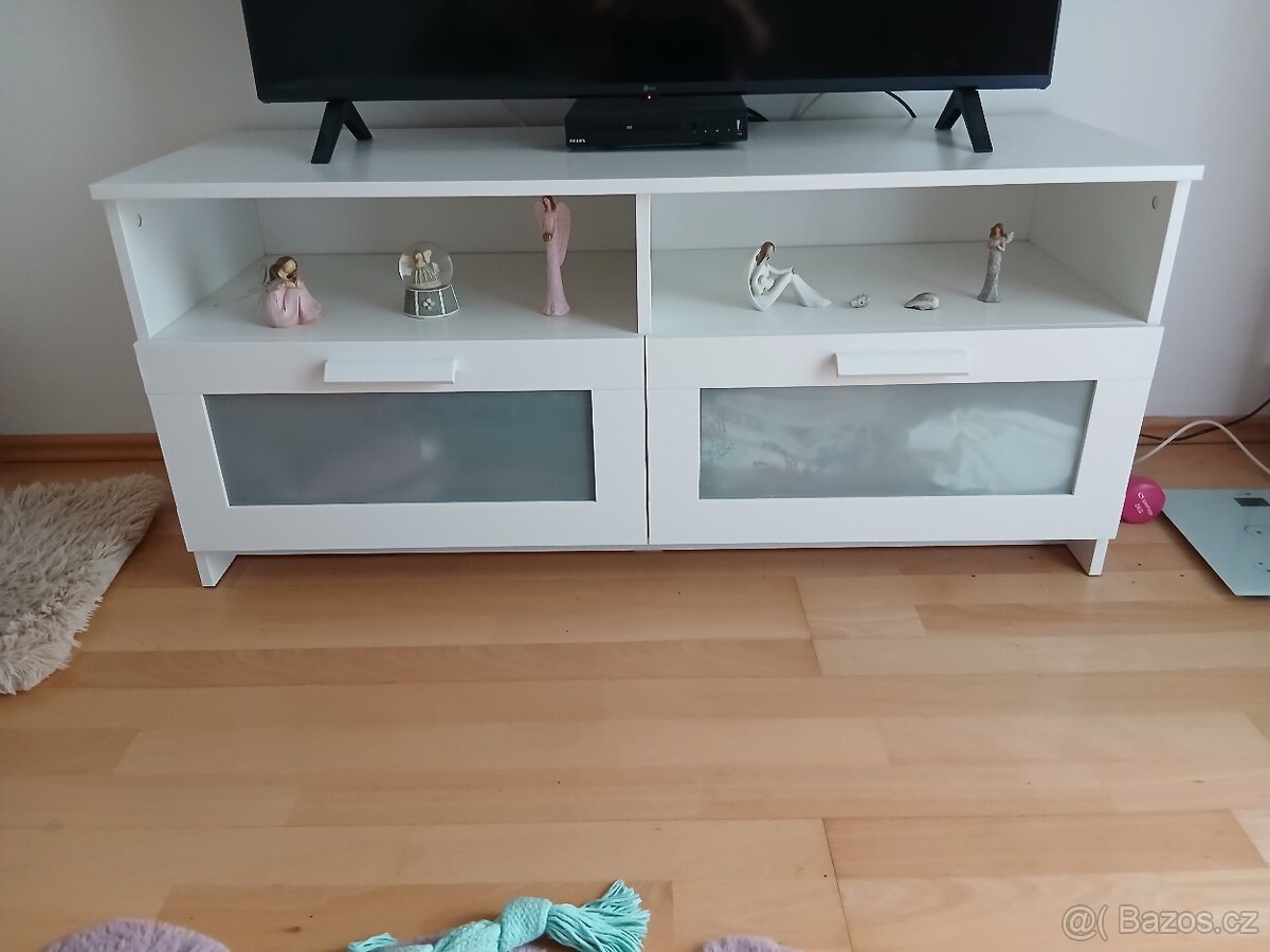 Tv stolek Brimnes Ikea