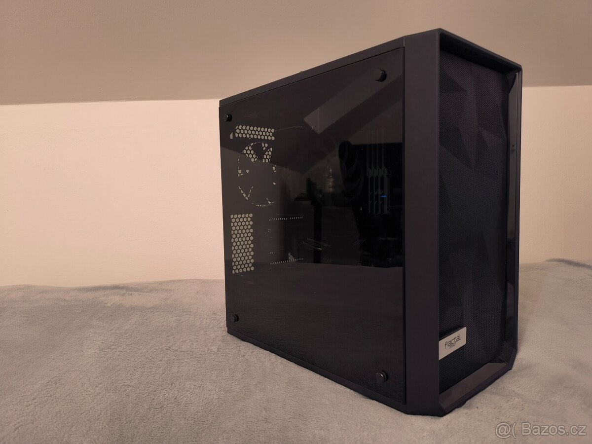 AMD 8mi-jádro, 32GB RAM, RX 6700 XT 12GB , 1TB NVMe