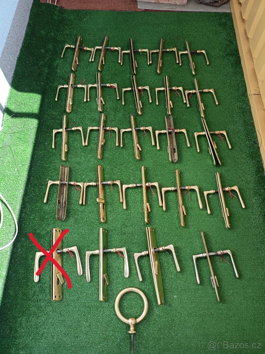 Kliky,mosazné kliky,kování,kování na dveře 2.