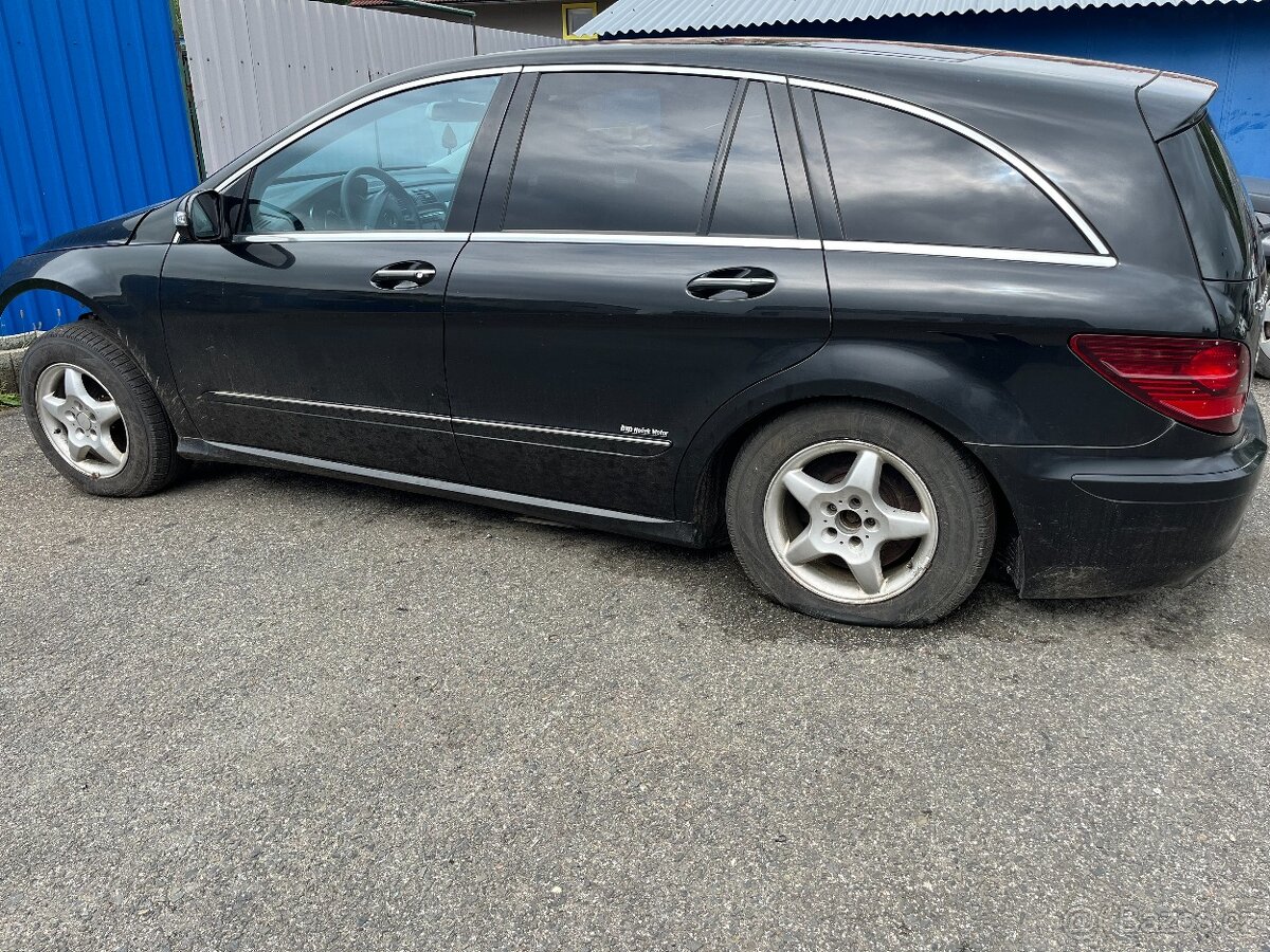 Mercedes Benz R -class W251