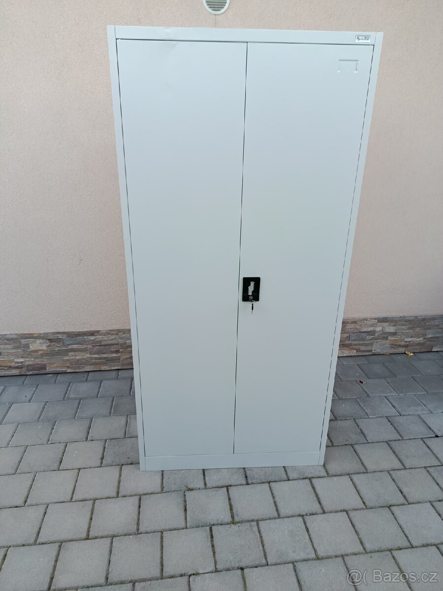 Plechová dílenská skříň 80 cm