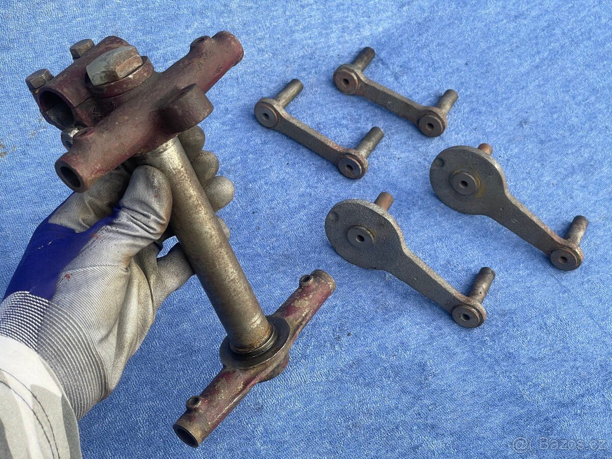 Jawa 250 SPECIÁL/FJ - Krk řízení / vahadla