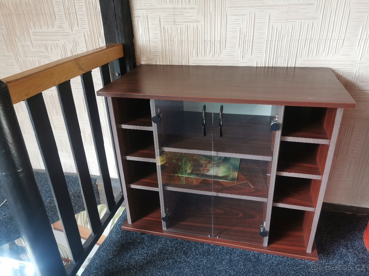 Tv stolek komoda police