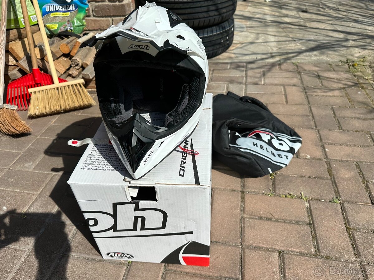 Airoh Aviator 2.2 white glose carbon