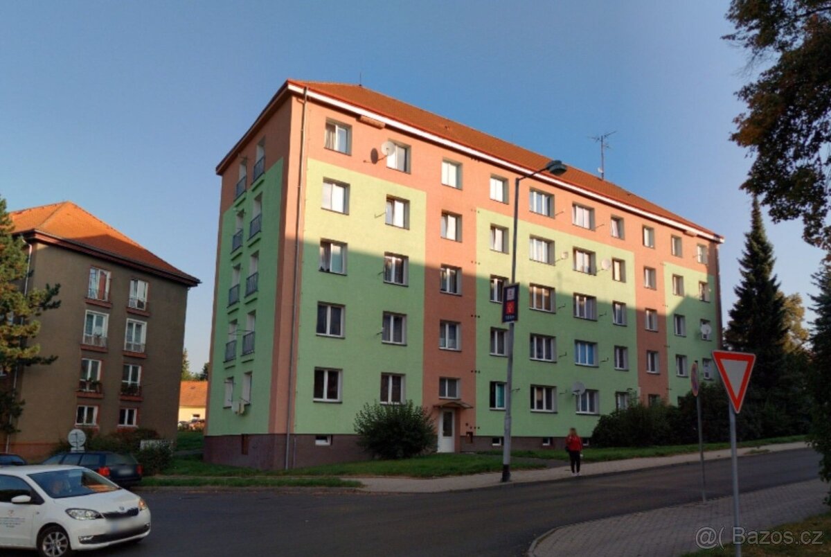 Dlouhodobý pronájem bytu 2+1 v OV 52m2 Sokolovská - Sokolov