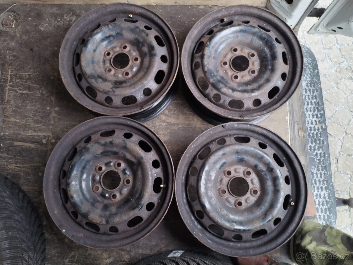 disky 5x114,3 R16 mazda