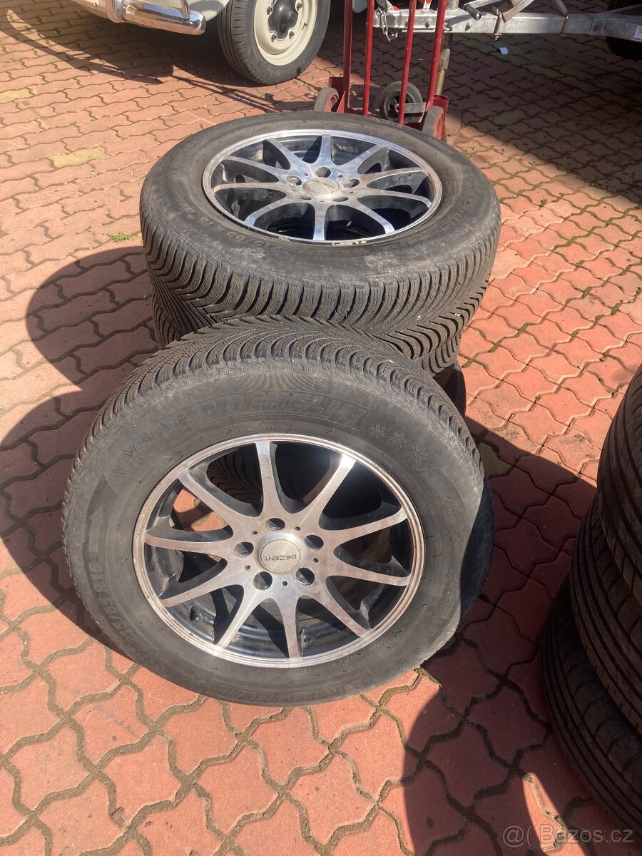 Kia carnival 5x114 zimni