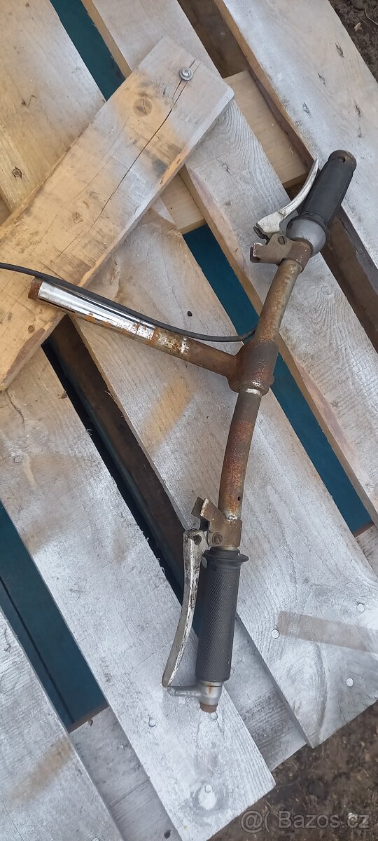 Jawa Pionýr - řídítka