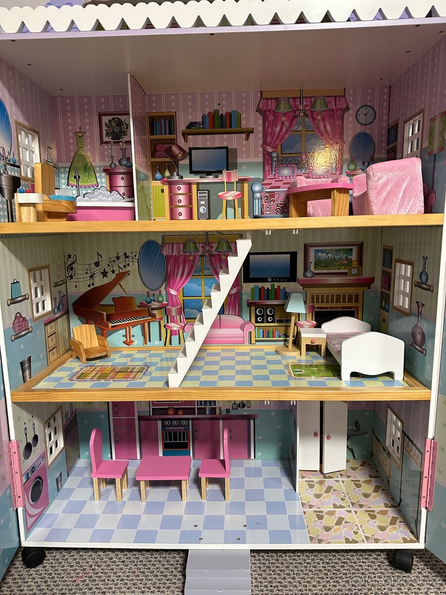 Domeček pro panenky