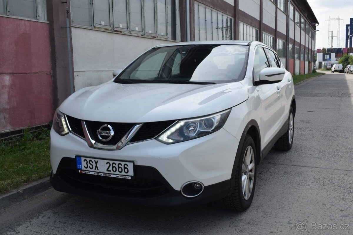 Nissan Qashqai automat, nový v ČR, serviska