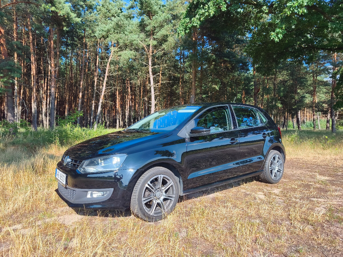 VW POLO 2012 51Kw klima, serviska, koupeno v ČR
