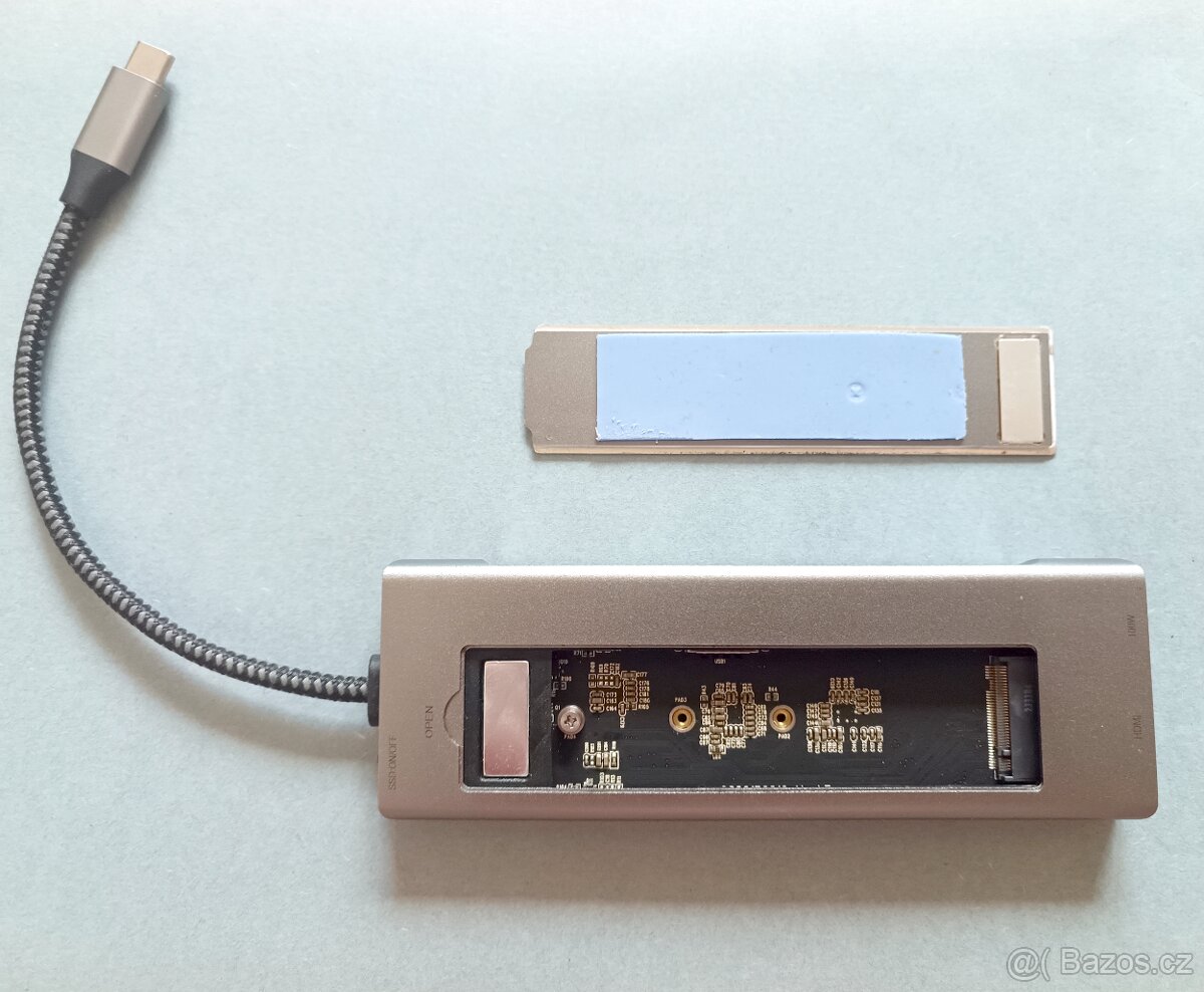 USB-C 100W PD M.2 NVMe dock SD/TF card reader USB 3.0 hub