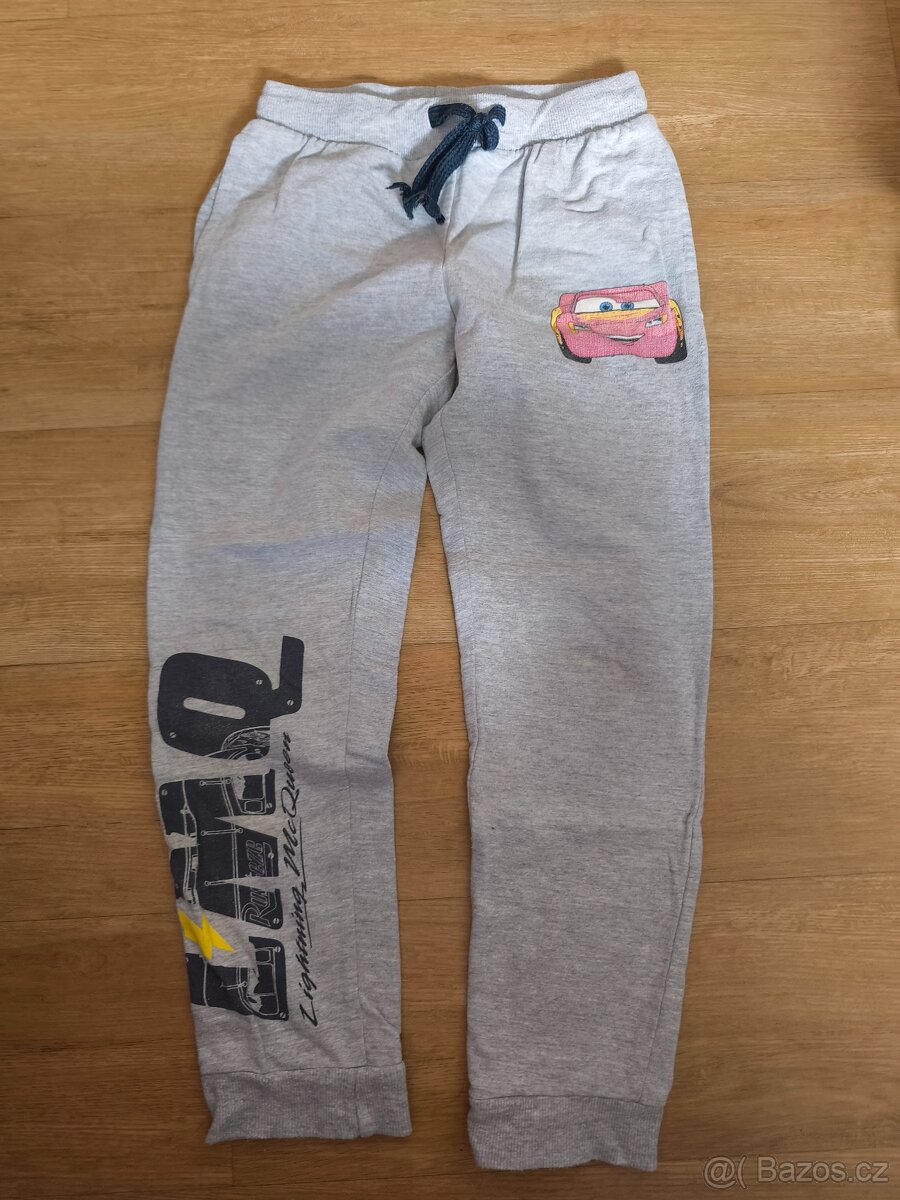 Chlapecké tepláky