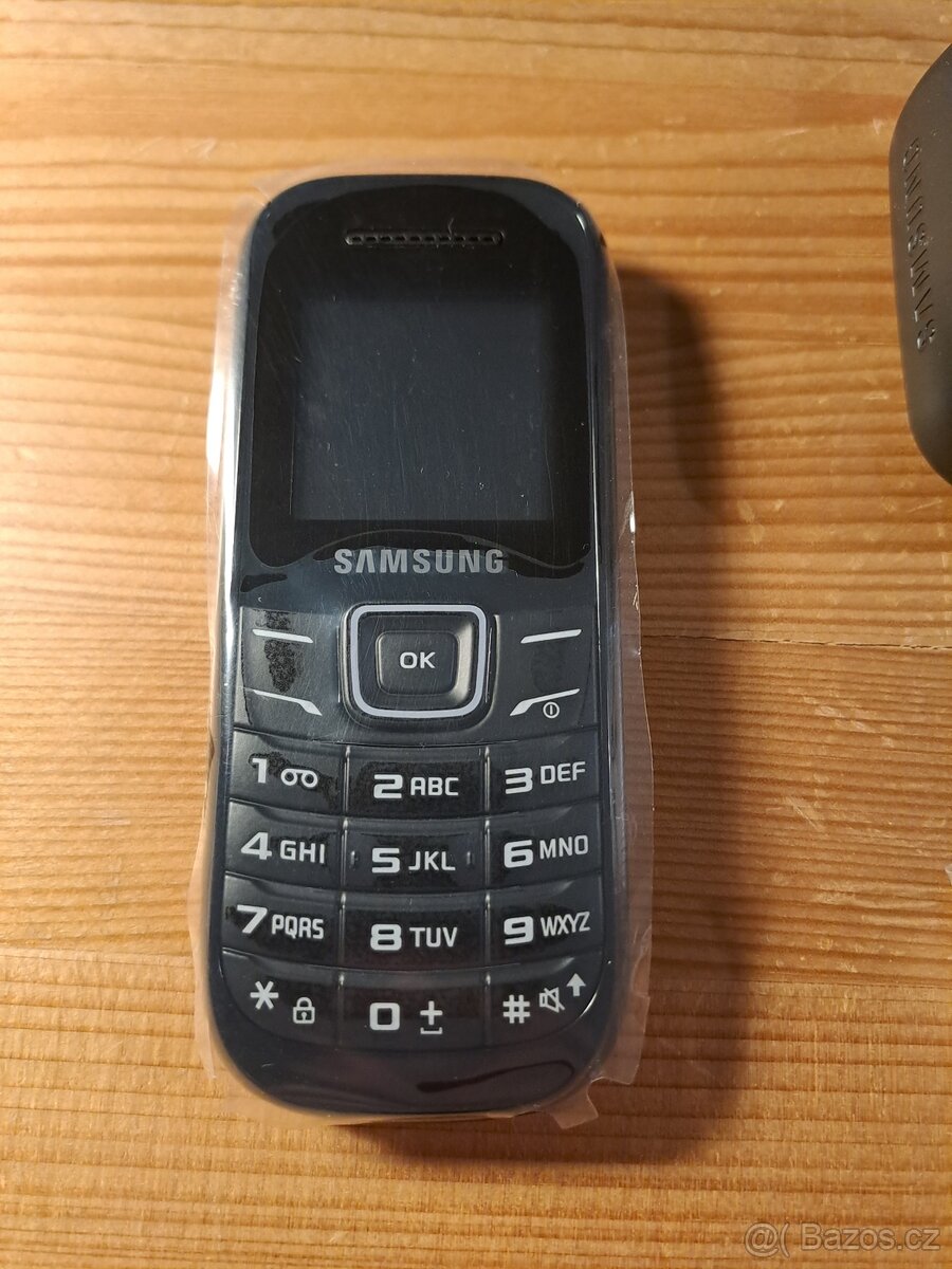 Samsung GT-E1200M
