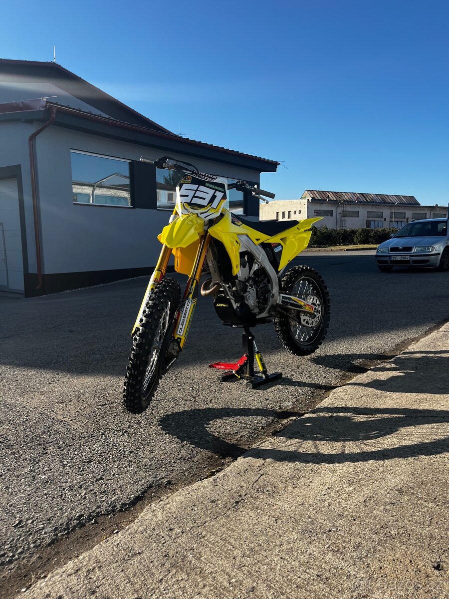 Suzuki RM-Z 250 (2023)
