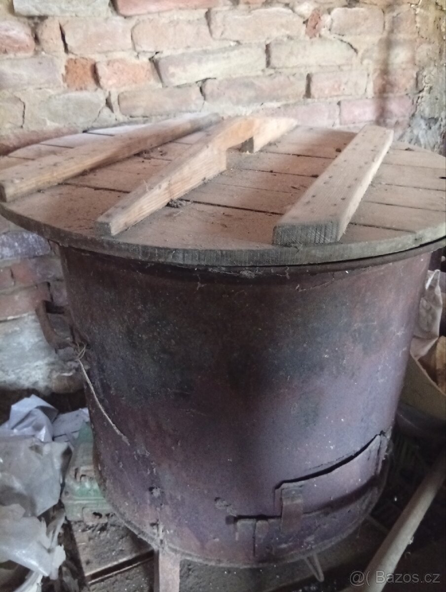 Zabijačkový kotel