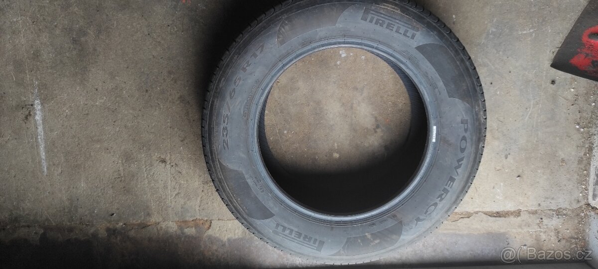 Letní pneu Pirelli