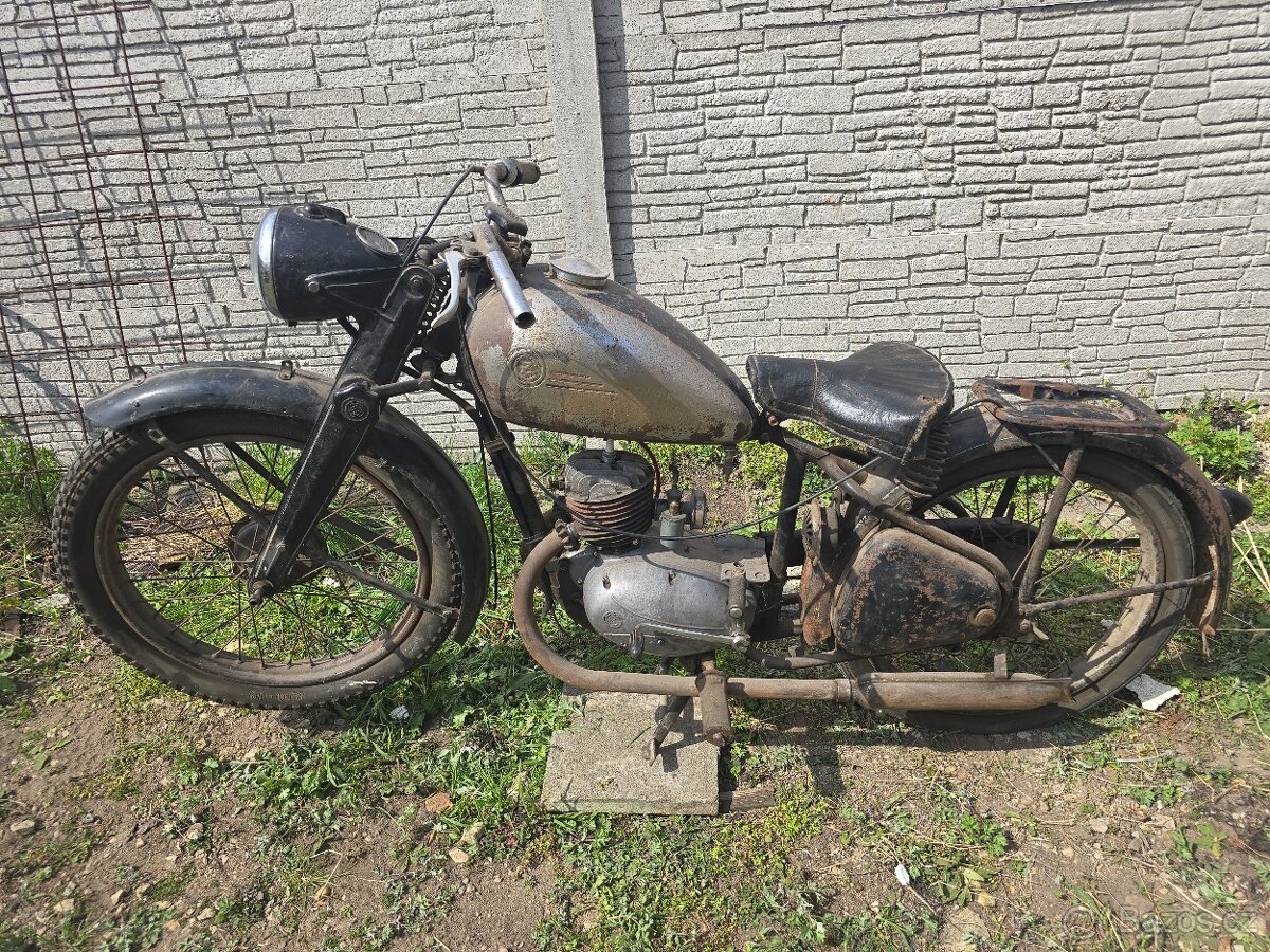 ČZ B 125 ccm s platným TP a evidenčkou psane na mě