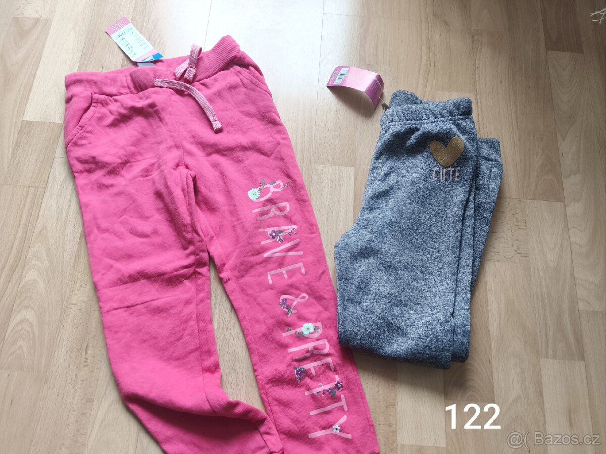 2x nové tepláky vel.122