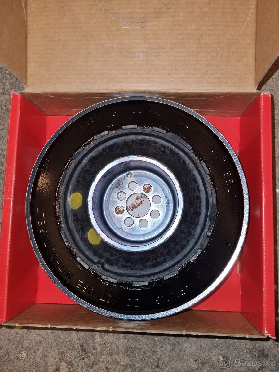 Řemenice audi 3.0tdi