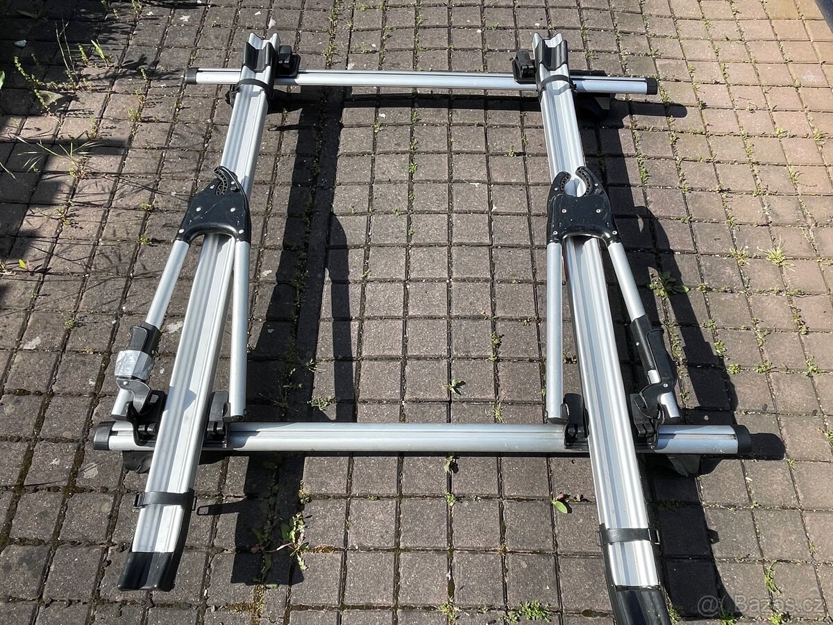 Strešní cyklonosič, příčníky