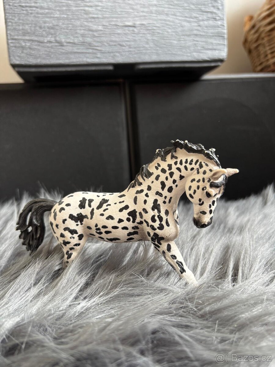 Schleich kůň