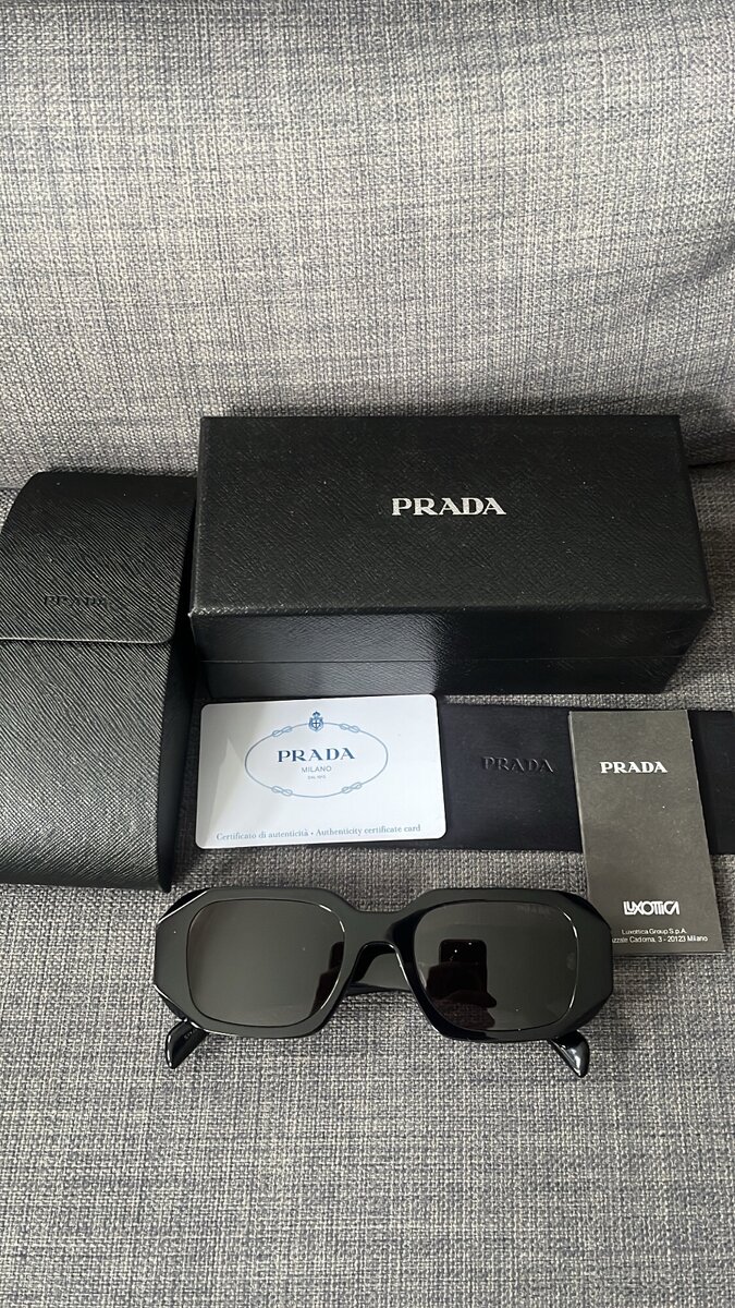 prada slunecni bryle