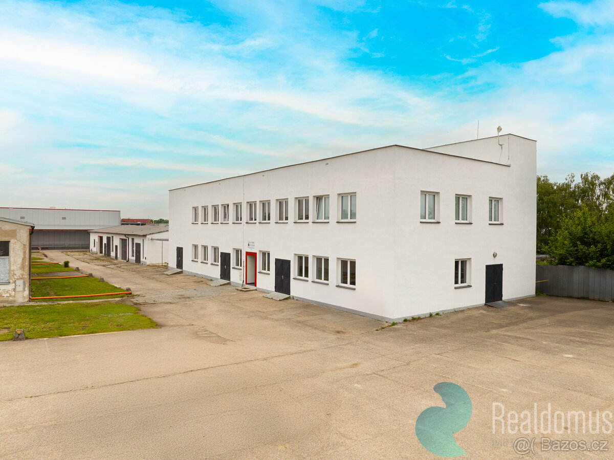 Pronájem, komerční prostor, Školní ul., České Budějovice, 31