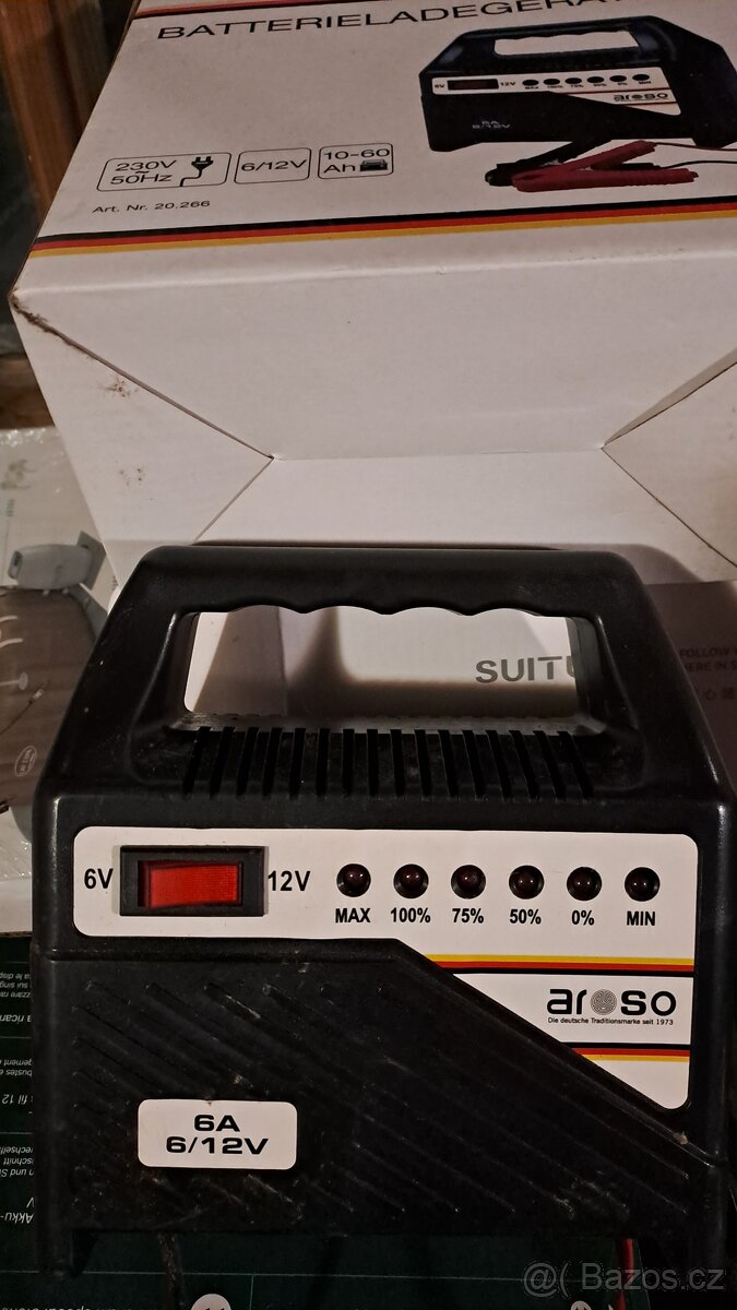 Nabíječka 6V/12V 6A