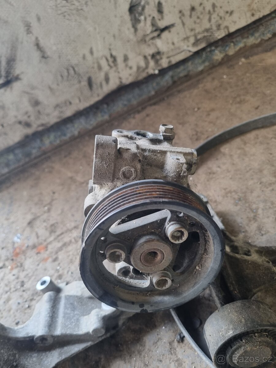 Servočerpadlo vw 7e0422154e