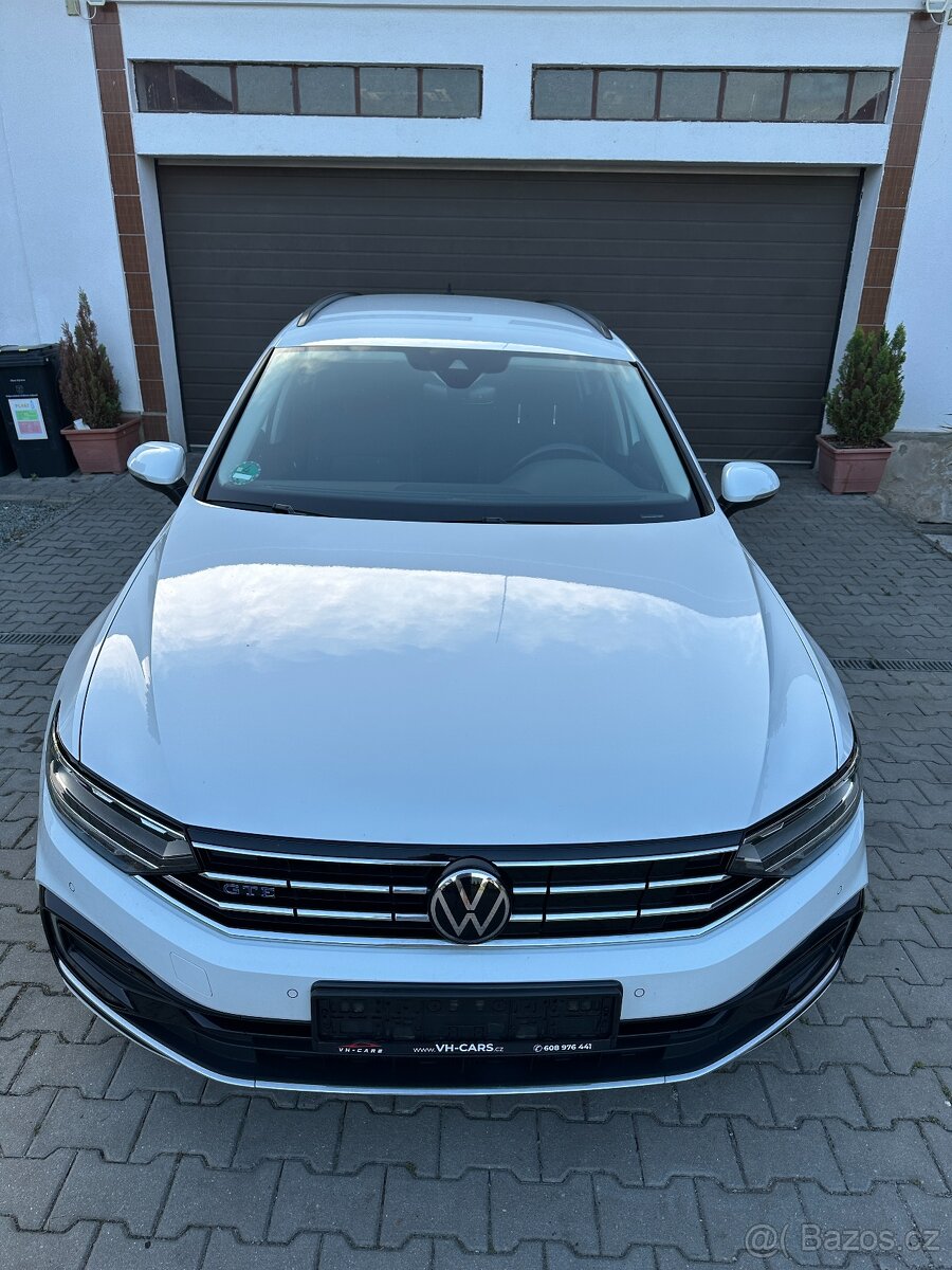 Volkswagen Passat GTE Virtual, Full led, cebie, facelif,DPH