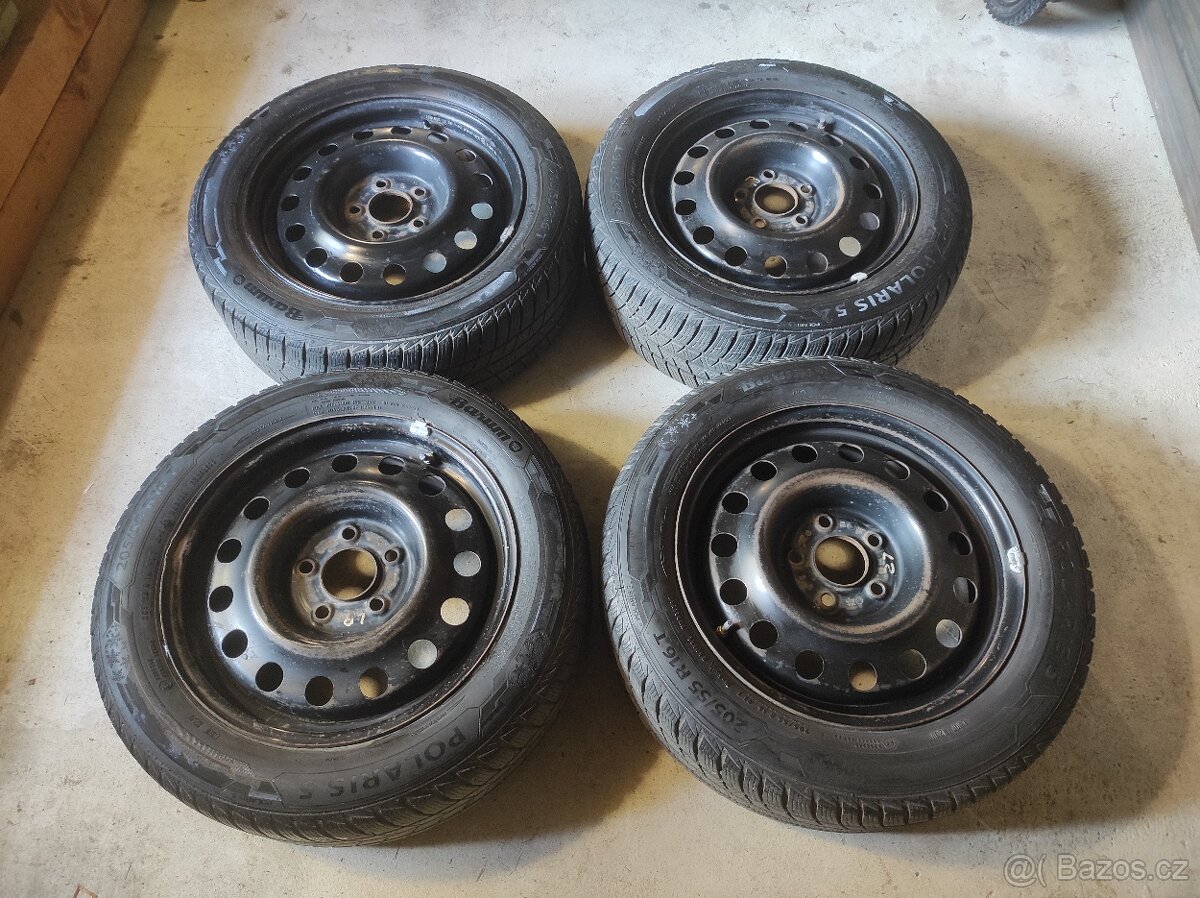 Prodám zimní pneu R16 s disky - rozteč šr. 5x114,3 mm