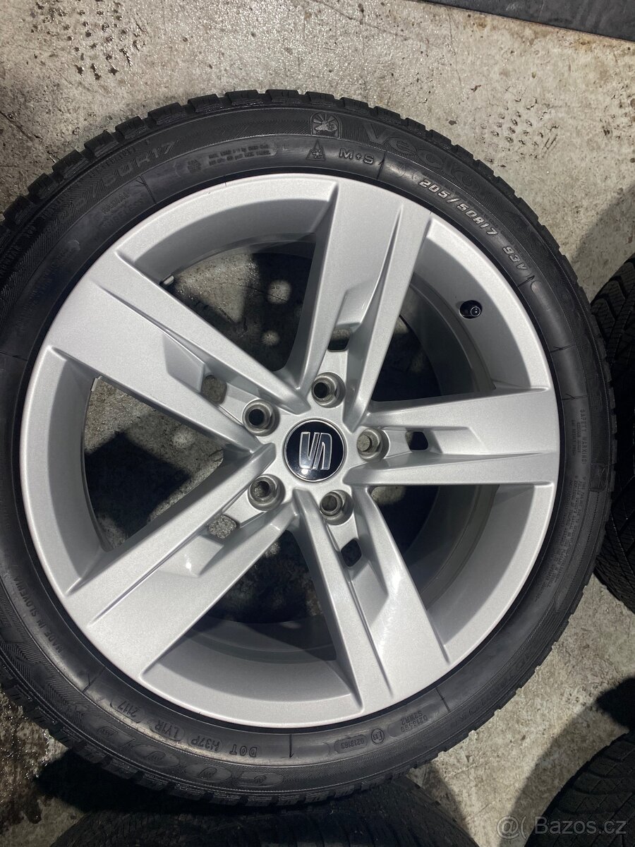 Alu SEAT 5x112 + pneu Goodyear 205/55R17.