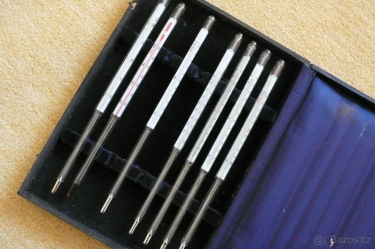 laboratorní teploměry