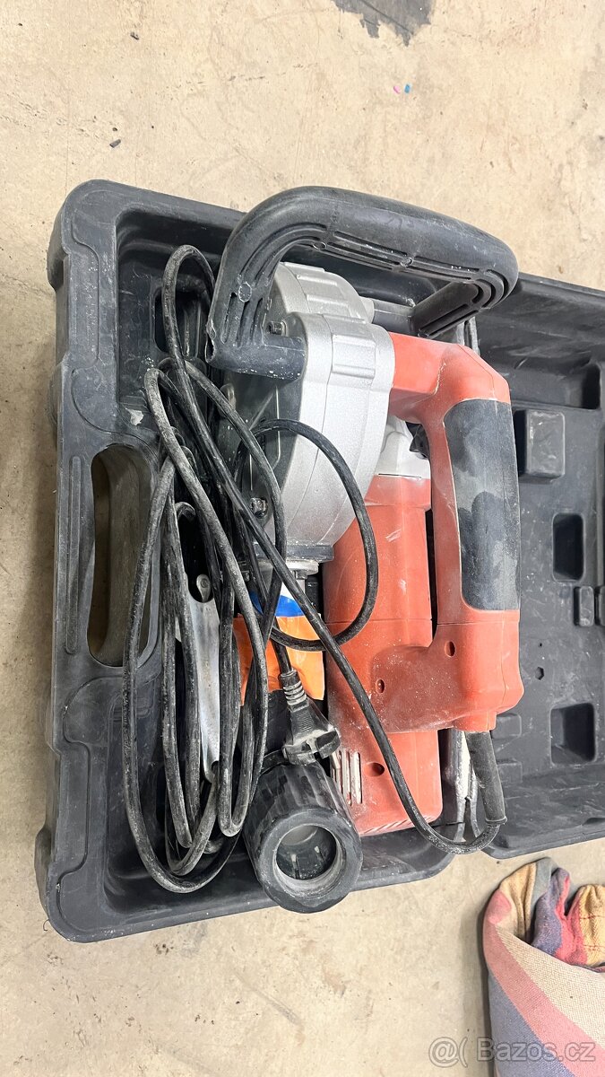 Drážkovací fréza