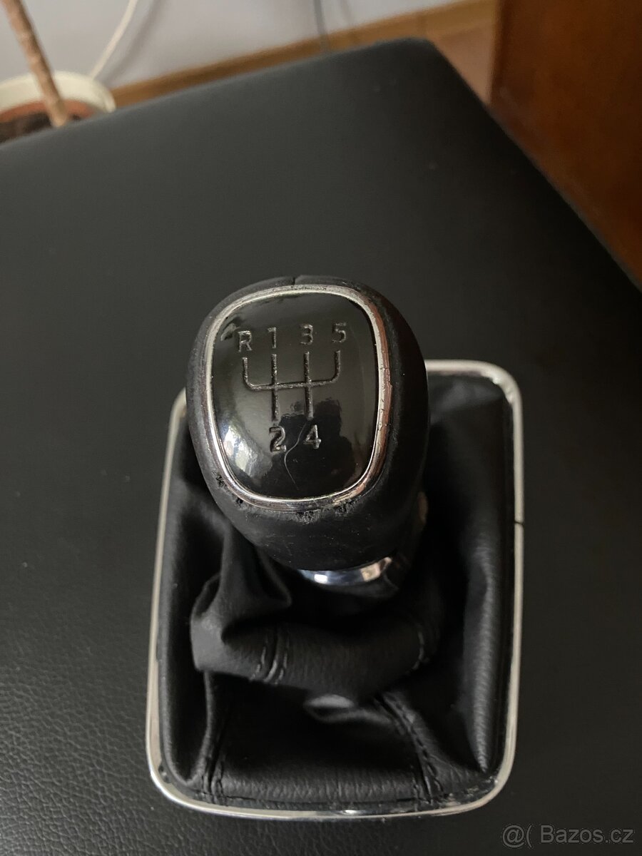 RADICI PAKA-Skoda Rapid