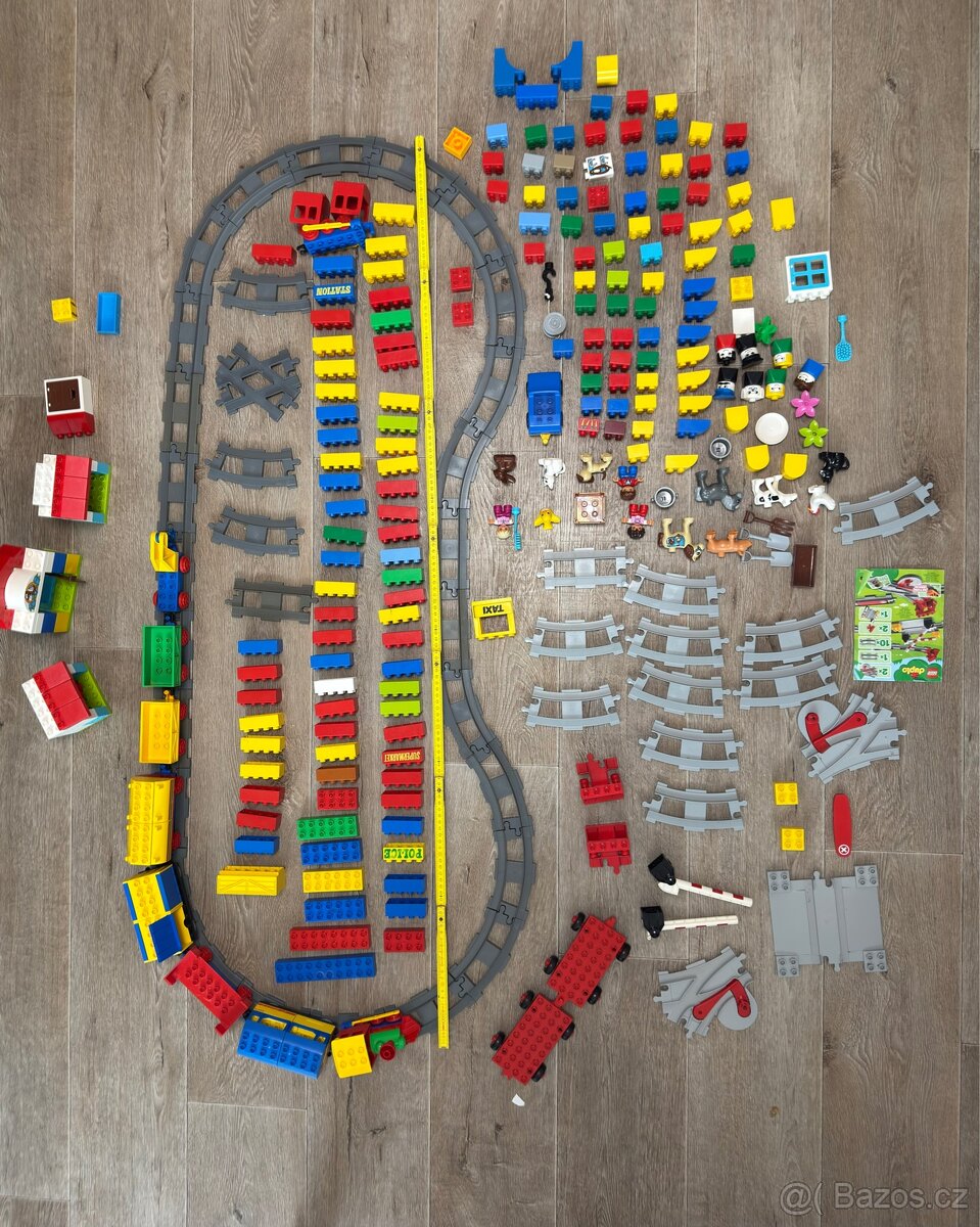 LEGO DUPLO – vlak, koleje, výhybky, kostky, farma, zvířata