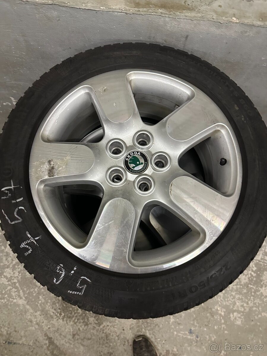 Disky a pneu z Octavia Scout 225/50 r17 94 W / 7J X 17 ET 50