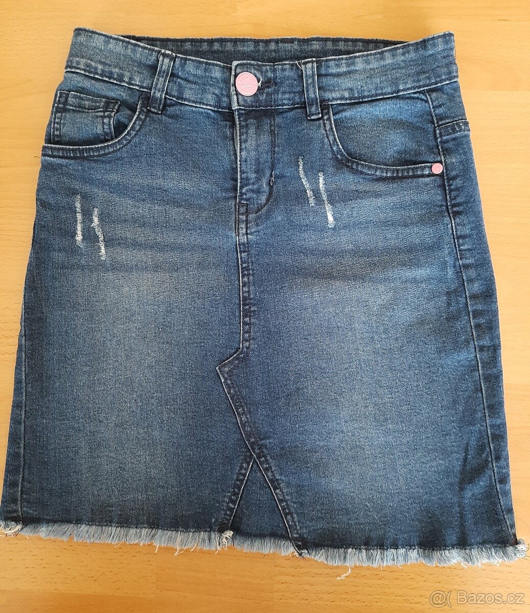 Dívčí sukně  vel. 158 na 12 let - nenošená