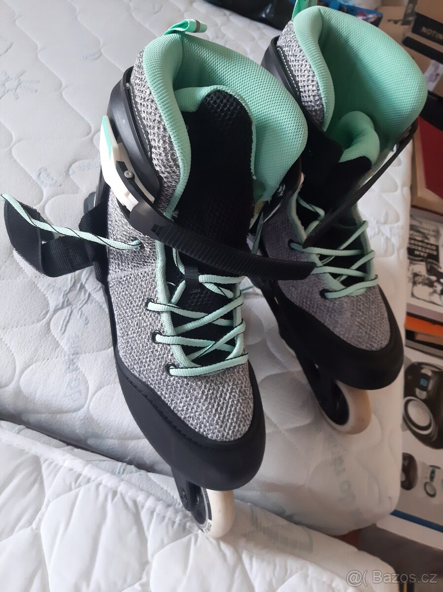 Prodám dámské kolečkové brusle velikost 40