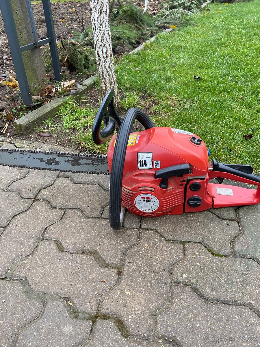 Benzinová pila Hecht 950