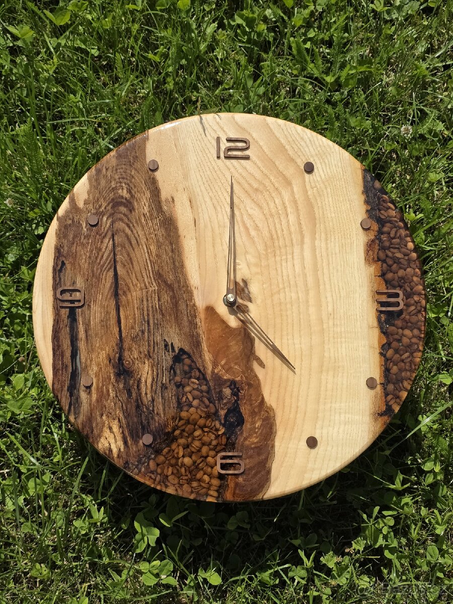 Nástěnné epoxidové hodiny Coffee Love