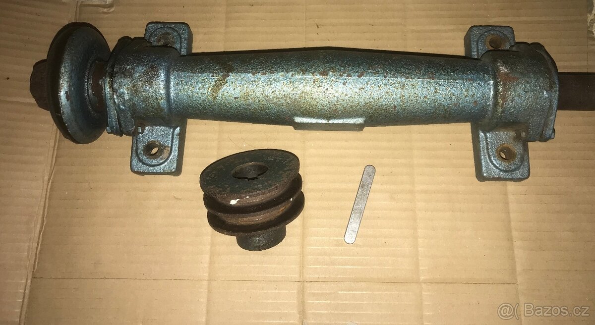 Hřídel na cirkulárku - dvouřemen