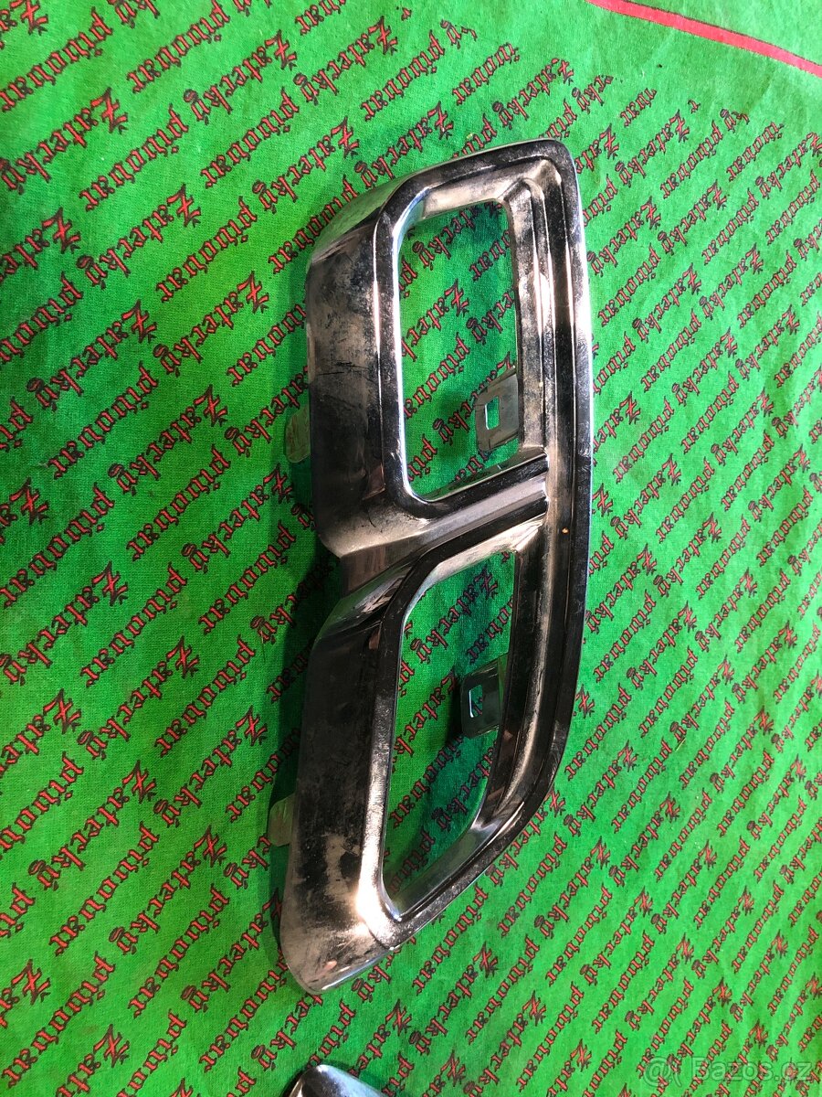 Mřížky zadniho nárazníku Mazda CX60