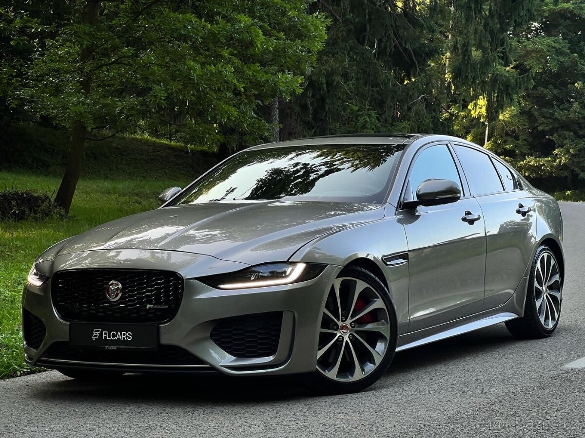 Jaguar XE 2.0D I4 R-Dynamic HSE AT