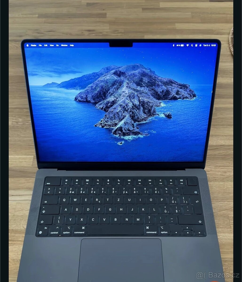 Apple Macbook M3 pro - 14”