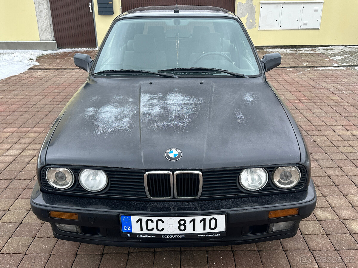 BMW 318i E30 plastak diamantschwarz nova stk