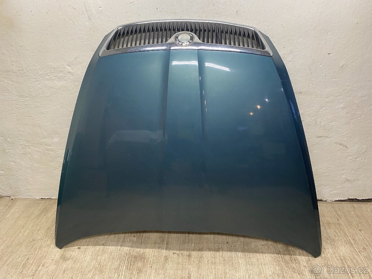 ŠKODA OCTAVIA 2 2004-2008 - KAPOTA S MASKOU 9598